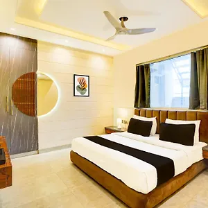Tej Internationl Near Delhi Airport Hotel